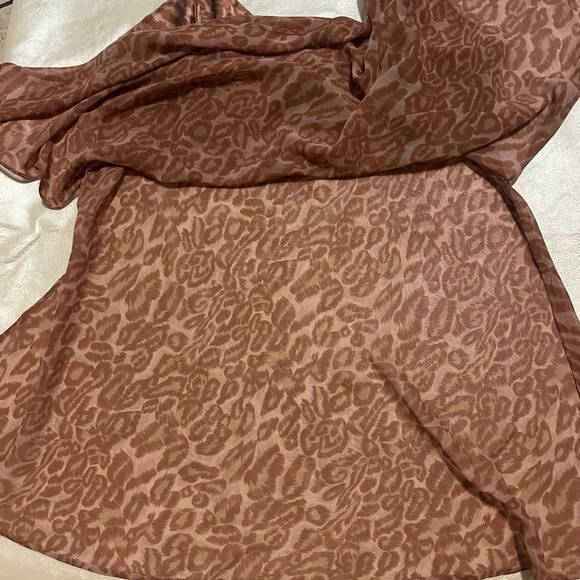 Victoria's Secret Brown Patterned Camisole - Picture 6 of 8